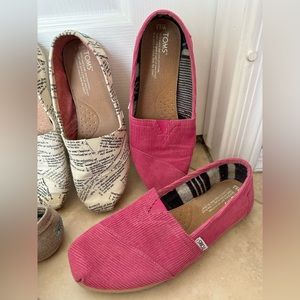 TOMS Bundle of 4 pairs of shoes